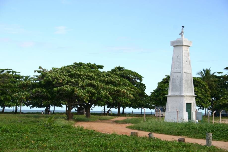 Também é possível chegar em Ponta do Corumbau de barco, a partir de Cumuruxatiba e Caraíva