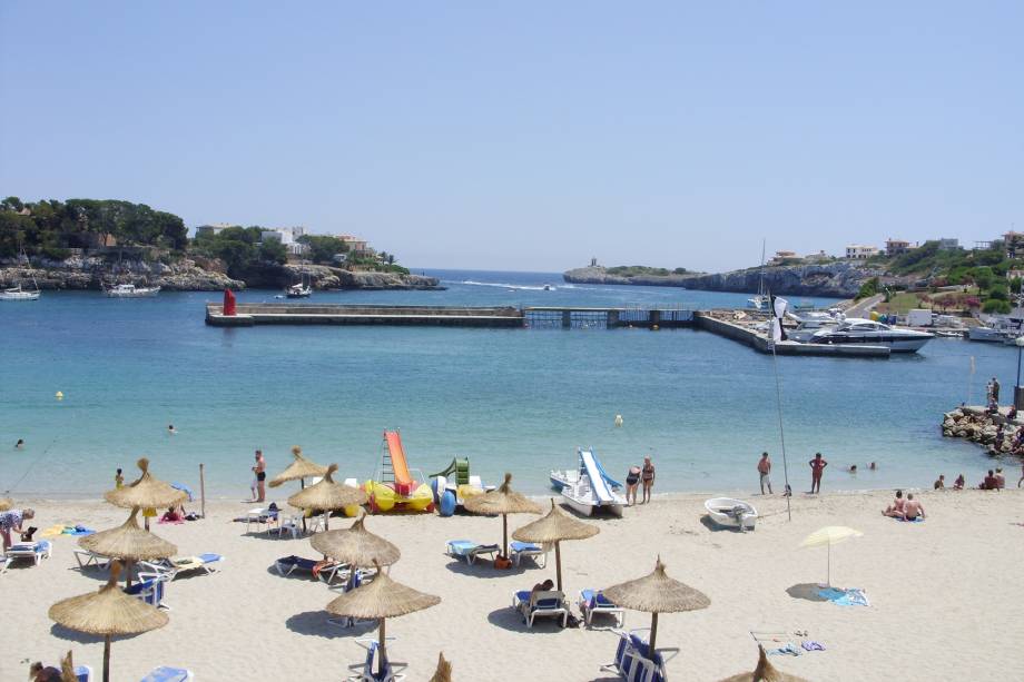 A ilha é um popular destino de férias para os europeus A ilha é um popular destino de férias para os europeus