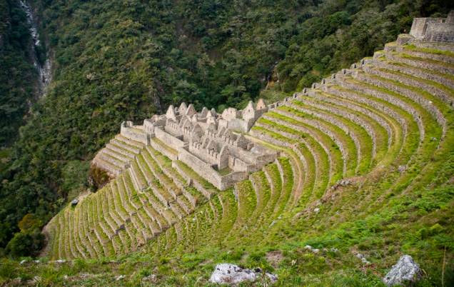 Ruínas de Winay Wayna, ao longo da trilha inca, em Machu Picchu Ruínas de Winay Wayna, ao longo da trilha inca, em Machu Picchu