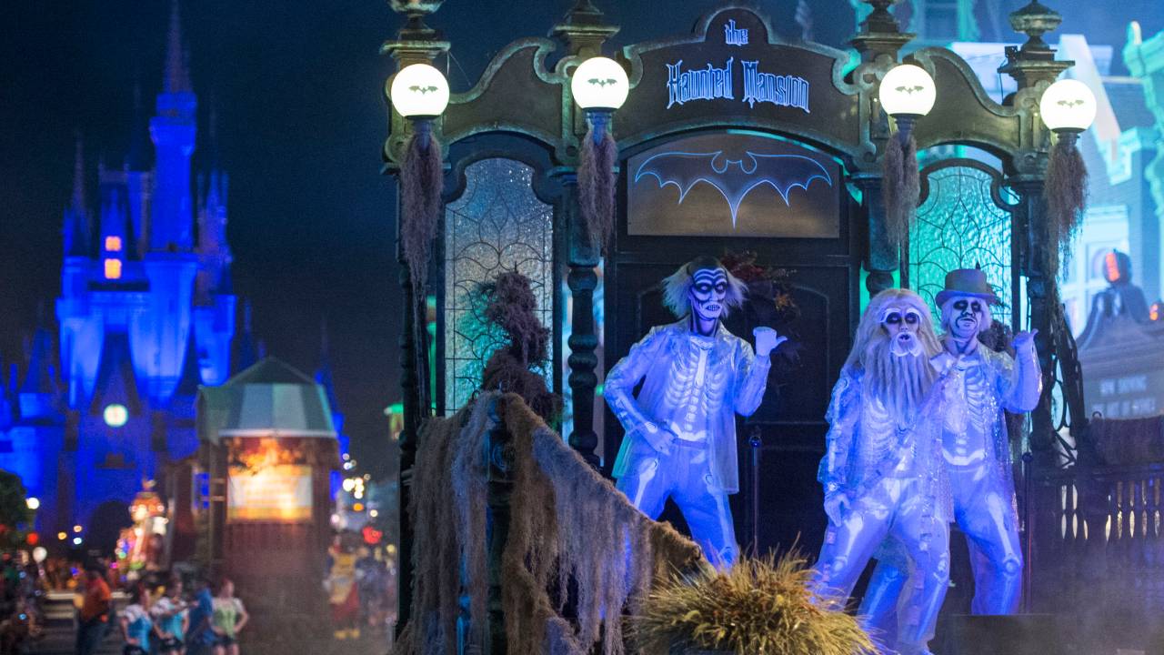 Mickey's Boo-to You Halloween Parade