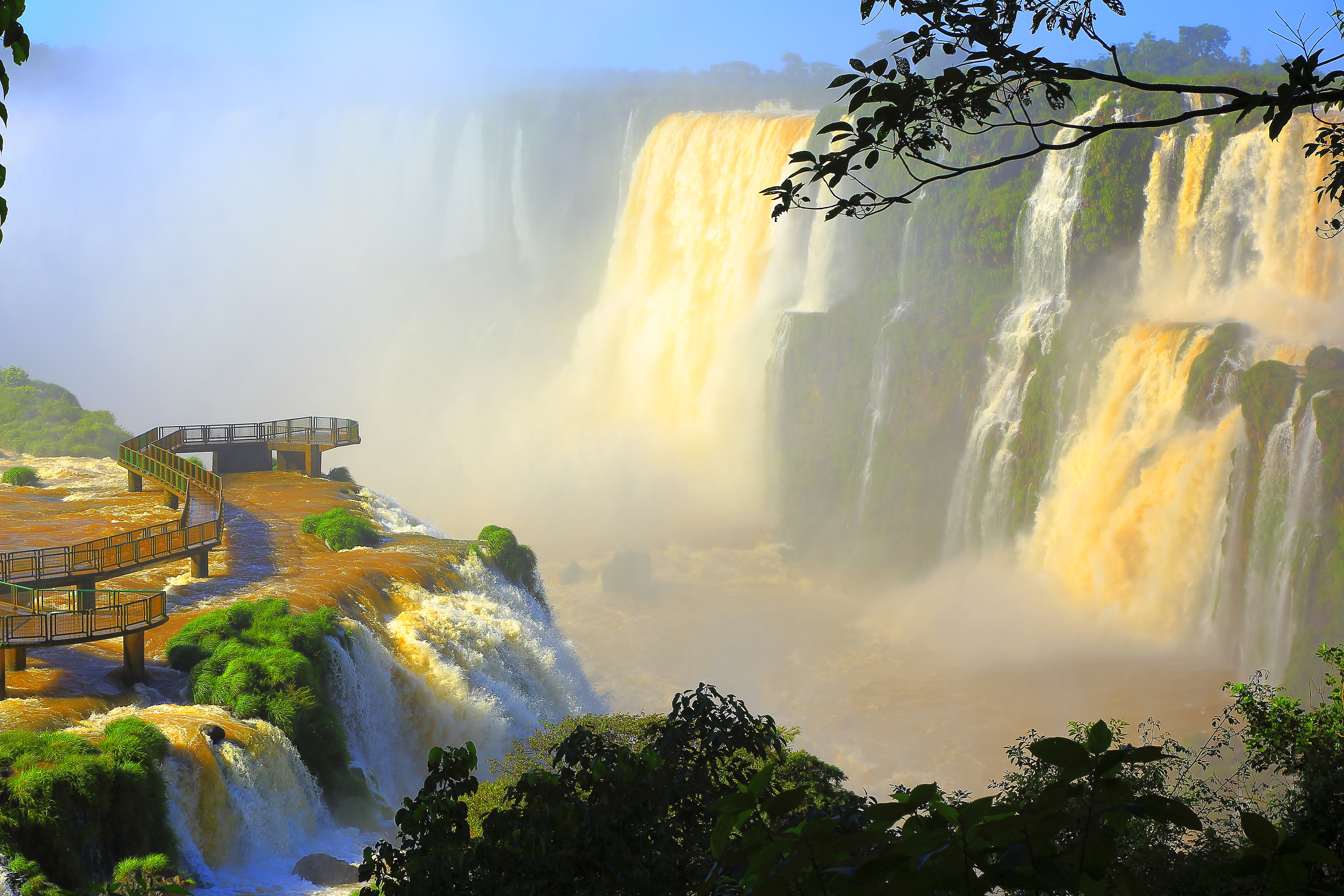 cataratas-do-iguacu.jpeg