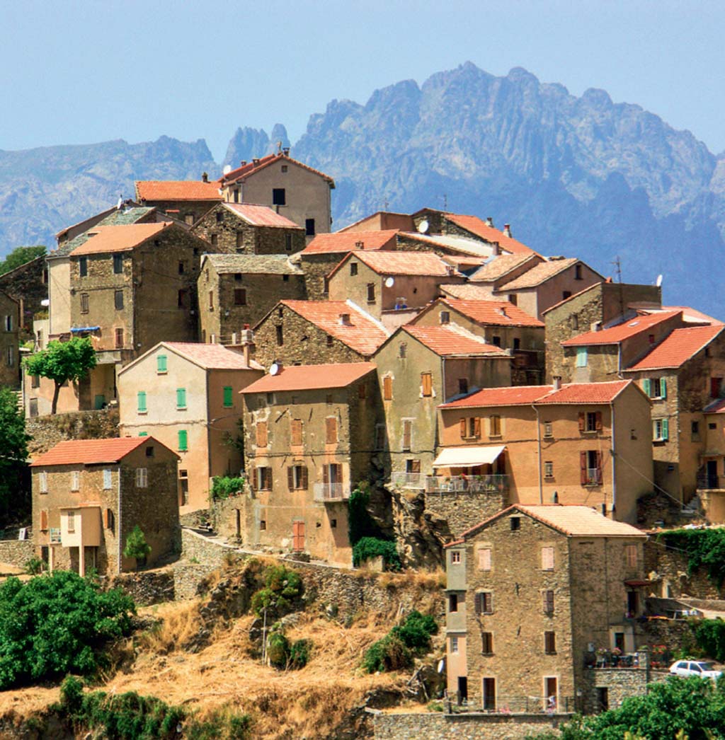 As casas encarapitadas de Corte, na C&oacute;rsega