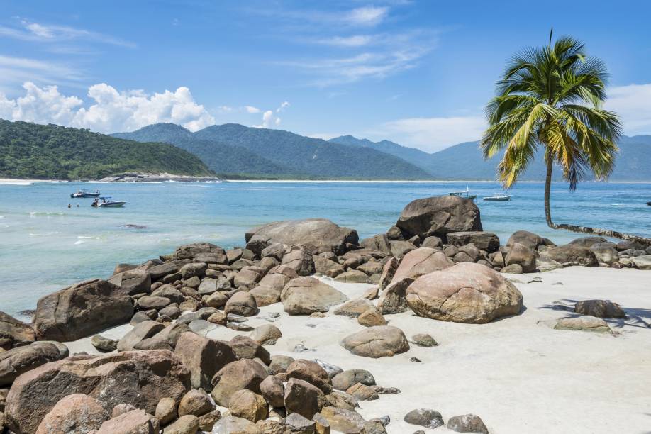 No litoral do Rio de Janeiro, Ilha Grande já foi palco de várias batalhas marítimas