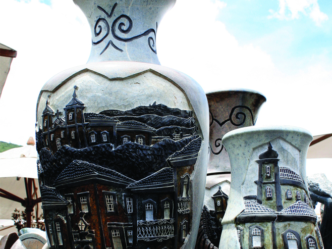 Artesanato em pedra sabão, item quase obrigatório para quem visita as cidades históricas de Minas Gerais