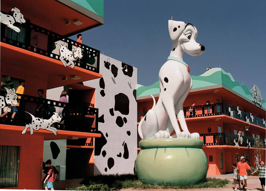 Os cães de <em>101 Dálmatas</em> enfeitam o hotel All-Star Movies, no Walt Disney World Resort Os cães de <em>101 Dálmatas</em> enfeitam o hotel All-Star Movies, no Walt Disney World Resort
