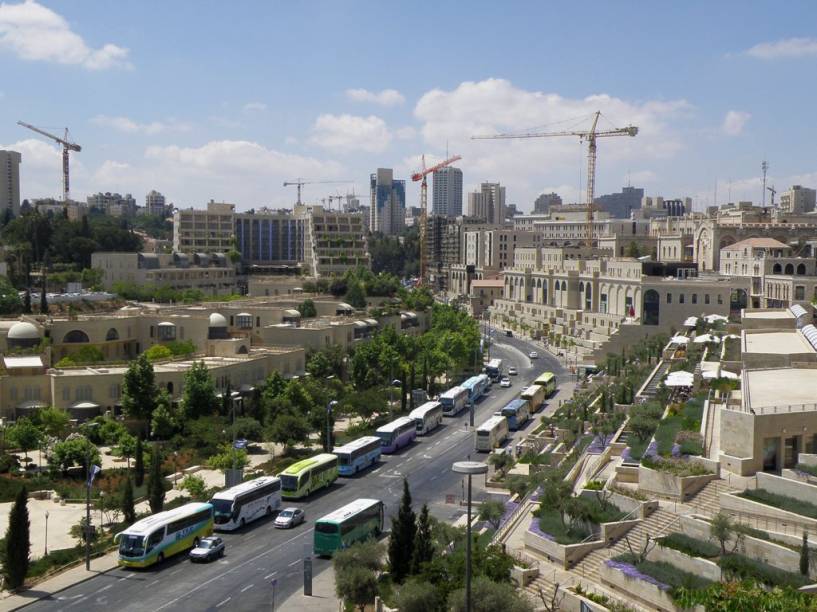 Igreja de Todas as Nações, Jerusalém. Construída sobre a rocha onde Jesus orou antes de ser preso, esse templo localiza-se ao lado do Jardim de Getsêmani