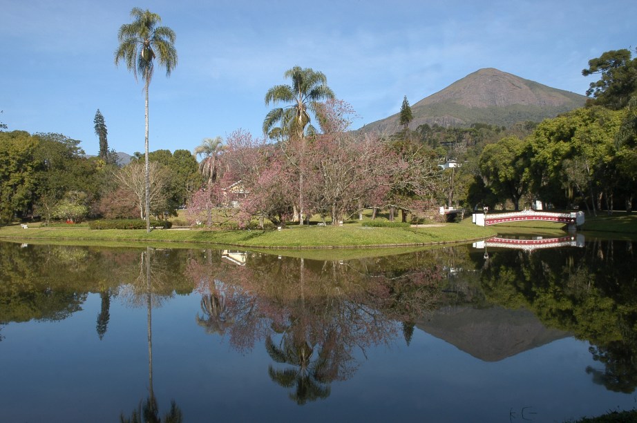  Pista de cooper do Parque São Clemente, em Nova Friburgo (RJ). Rodeada por mata nativa, lagos e trilhas é o melhor lugar da cidade para caminhar