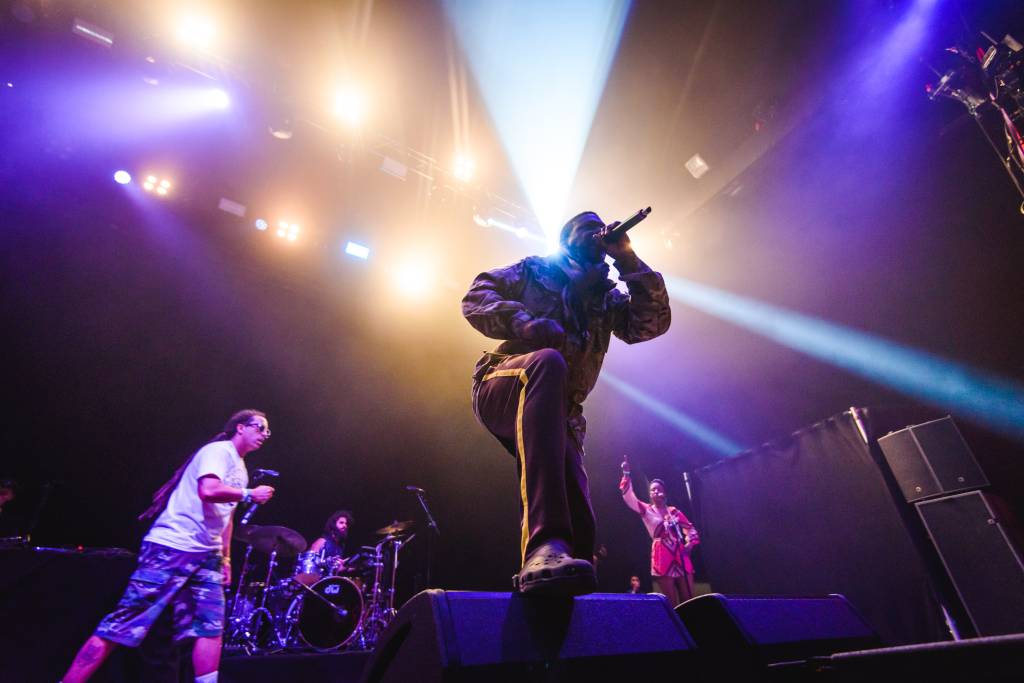 Todo-poderoso (e de Crocs) Roots Manuva