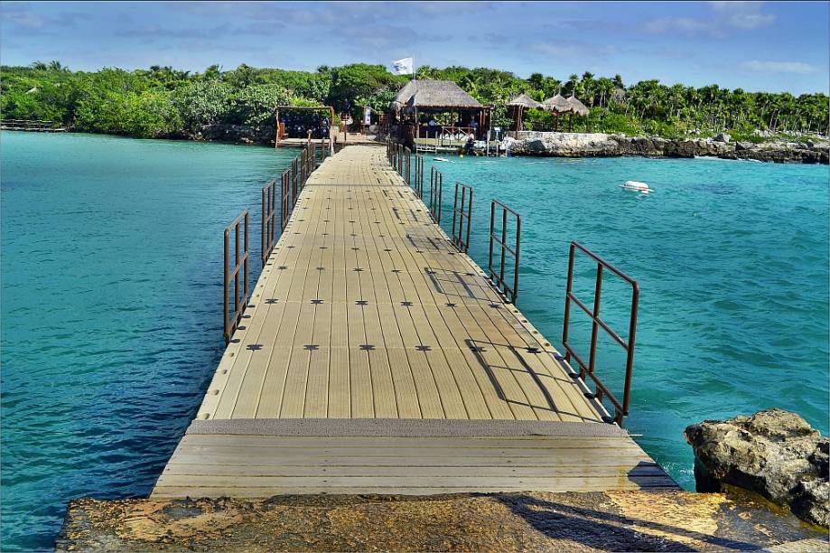 Ponte flutuante em Xel-Há