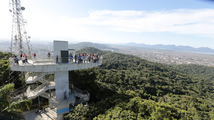 Joinville Mirante-de-Joinville-com-Morro-da-Boa-Vista-e-vista-cidade-ao-fundo –