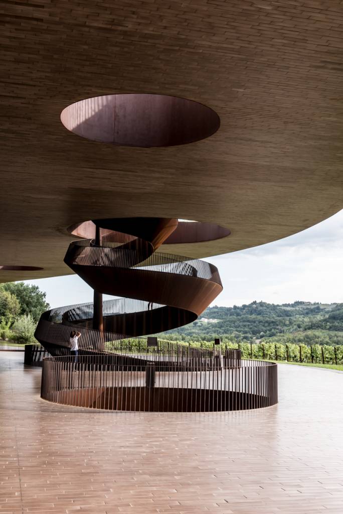 A vinícola Antinori nel Chianti Classico: sopro de modernidade