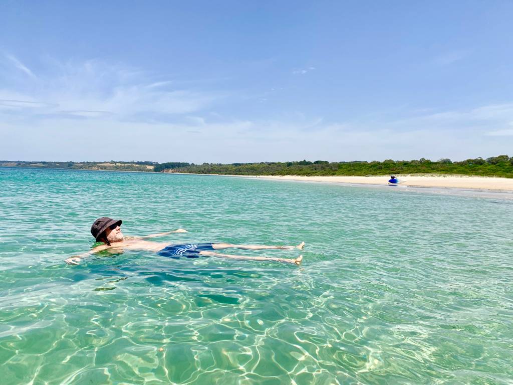 Praia de Port Leo, uma das beldades com mar calminho na Península de Mornington