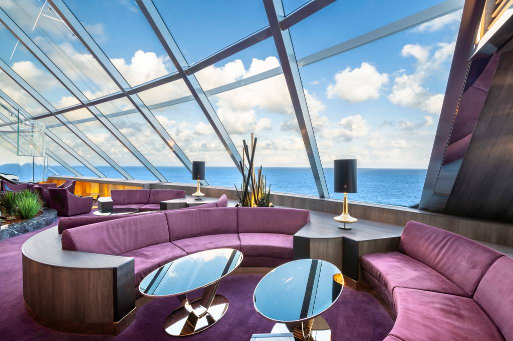 MSC Bellissima, MSC Yacht Club – Top Sail Lounge MSC Bellissima, MSC Yacht Club - Top Sail Lounge