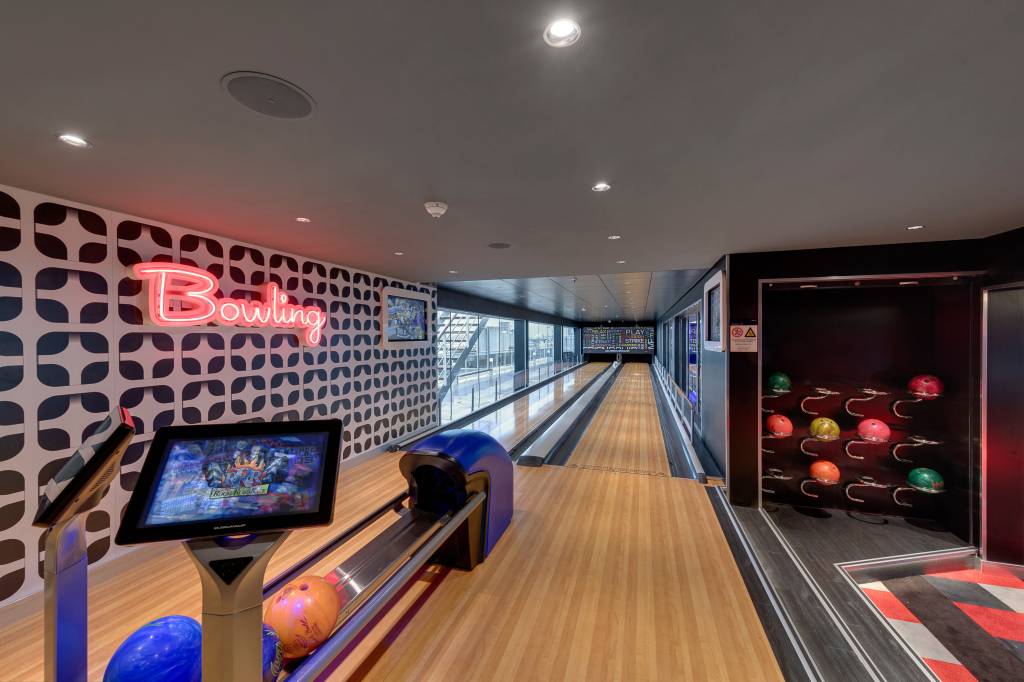 MSC Grandiosa, bowling MSC Grandiosa, bowling