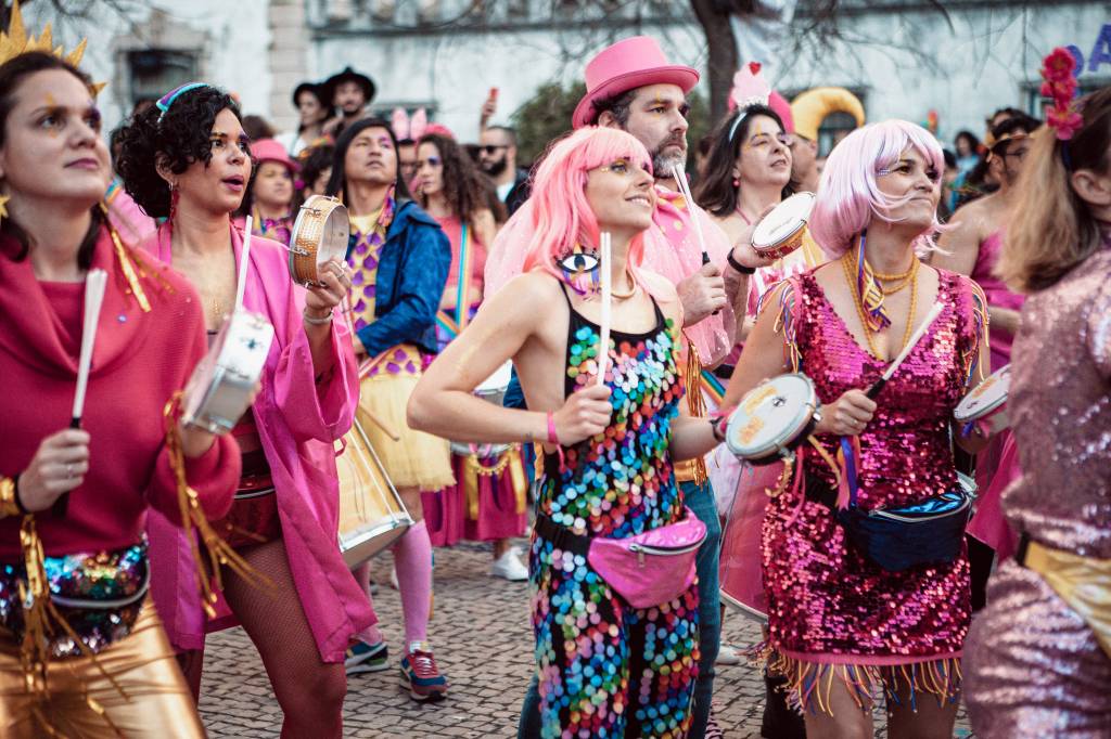 Desfile de carnaval pelas ruas de Lisboa