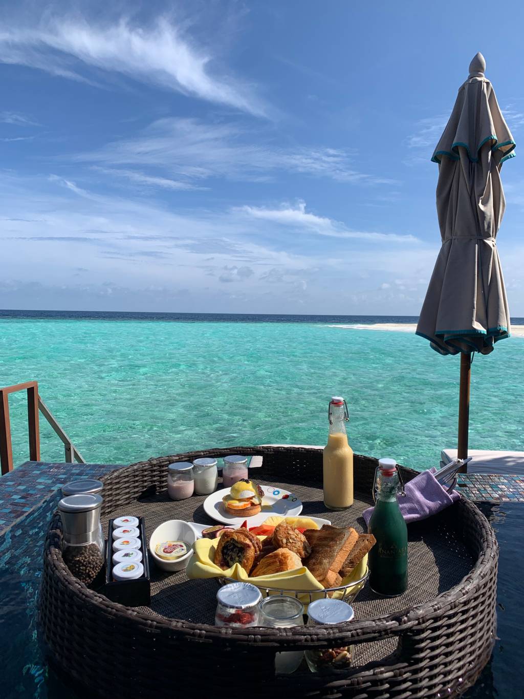 Anantara_Kihavah_Maldivas – 4 Café da manhã flutuante: um ícone das Maldivas