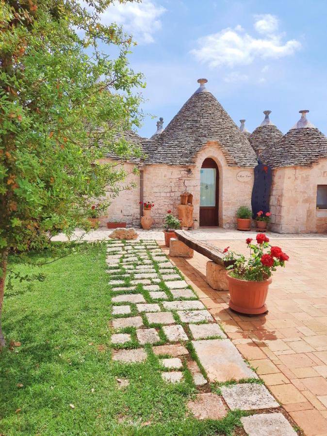 La Rosa dei Trulli, Alberobello, Puglia, Itália