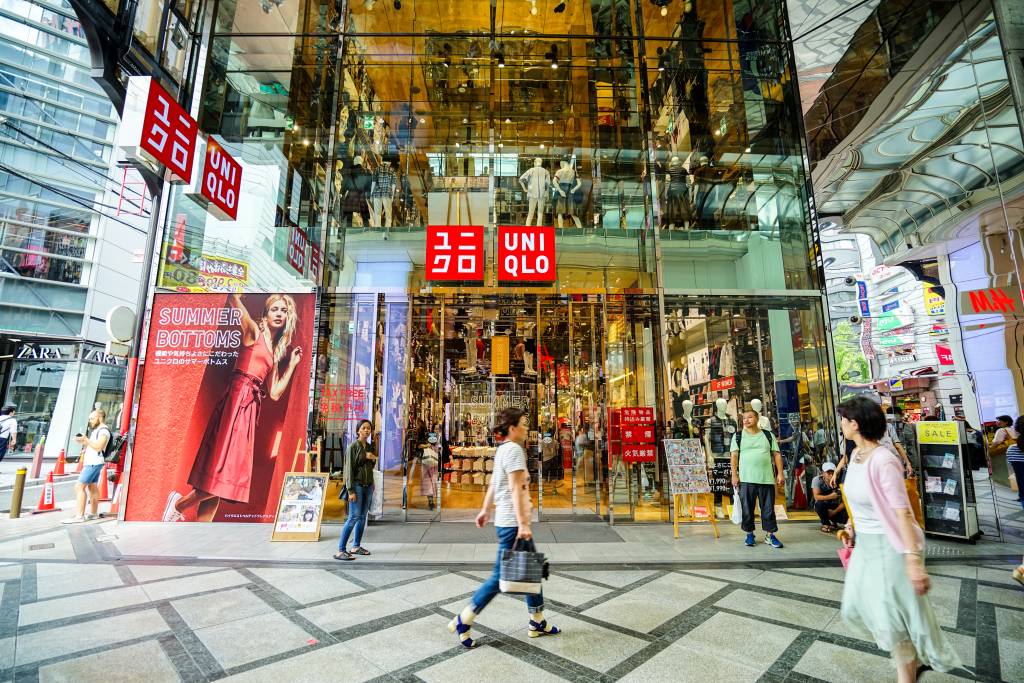 Loja da marca japonesa Uniqlo em Osaka, Japão