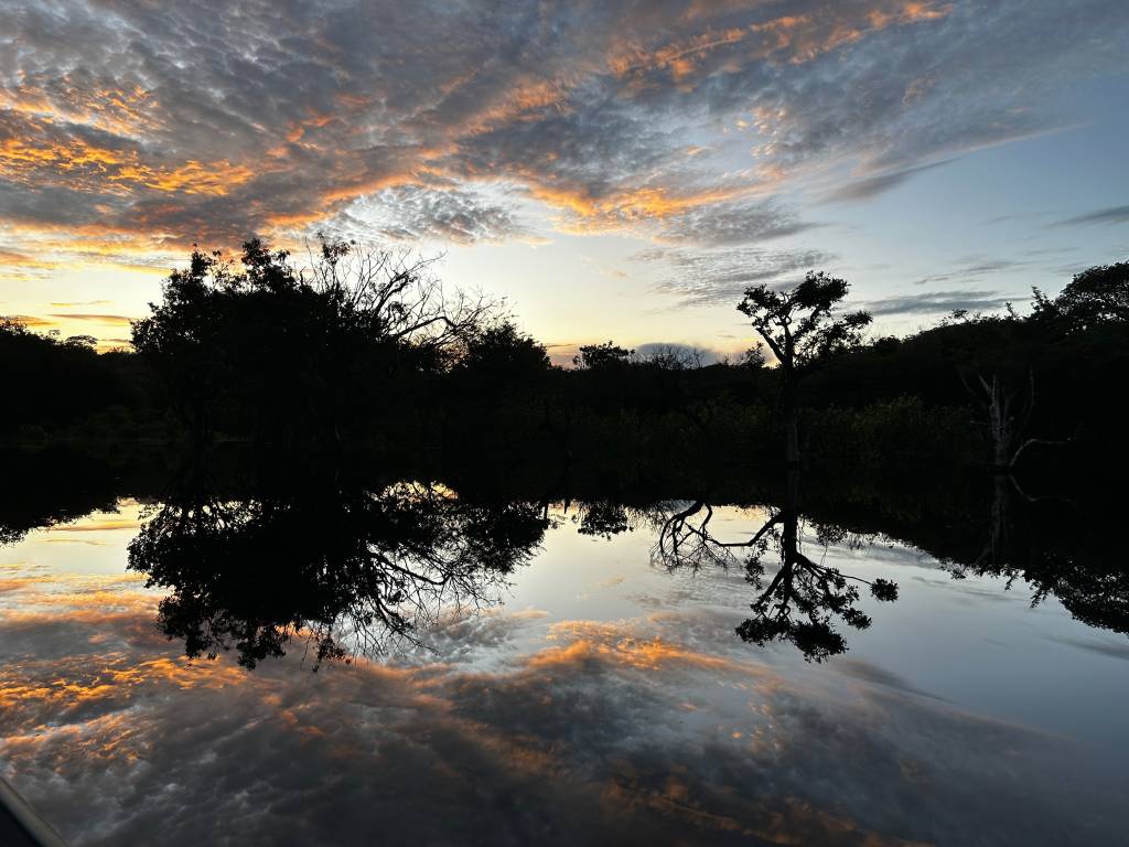 Amazonia_Adriana_Setti – 6 A cada fim de tarde, um espetáculo diferente.
