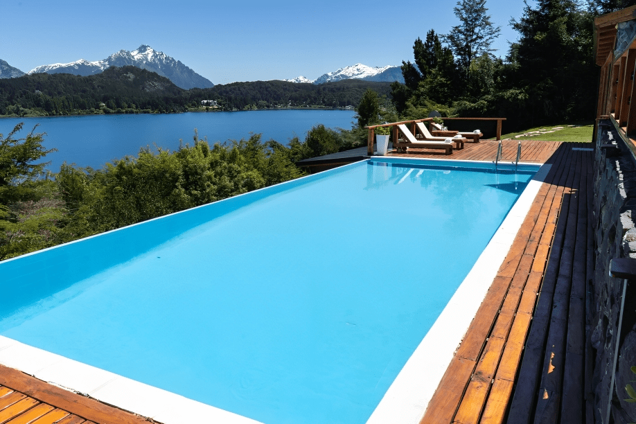 casas-de-campo-com-muito-entretenimento-piscina-e-vista-para-lago-e-montanhas-em-bariloche-argentina-para-alugar-pelo-aribnb