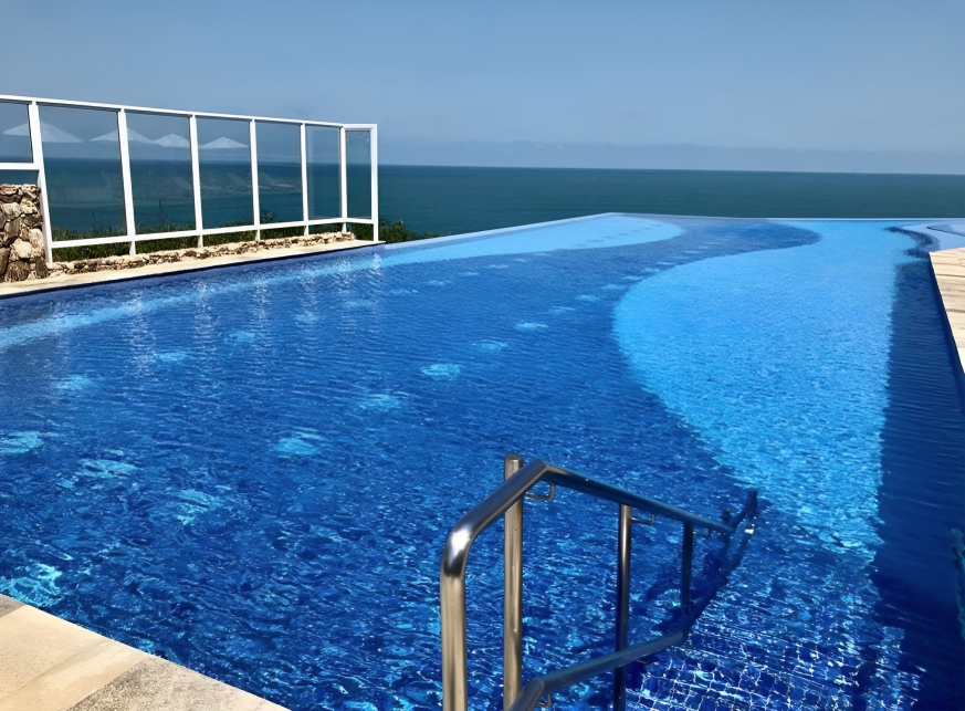 Apartamento em condomínio perto da Praia da Enseada, Guarujá, São Paulo, Brasil