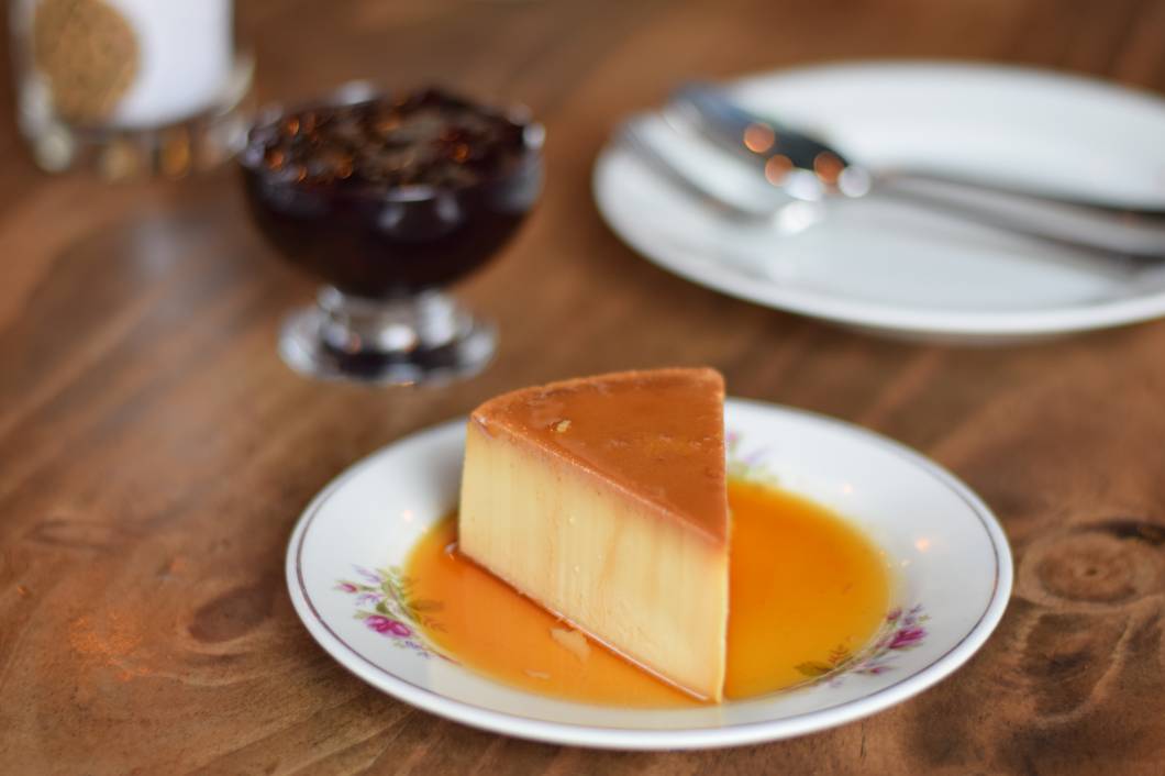 Isolina: crema volteada, vulgo pudim Isolina: crema volteada, vulgo pudim