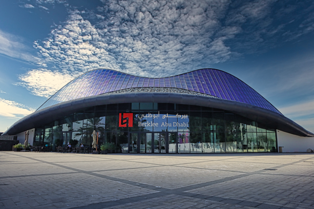 Distrito Cultural de Saadiyat, Guggenheim Abu Dhabi, Berklee Abu Dhabi