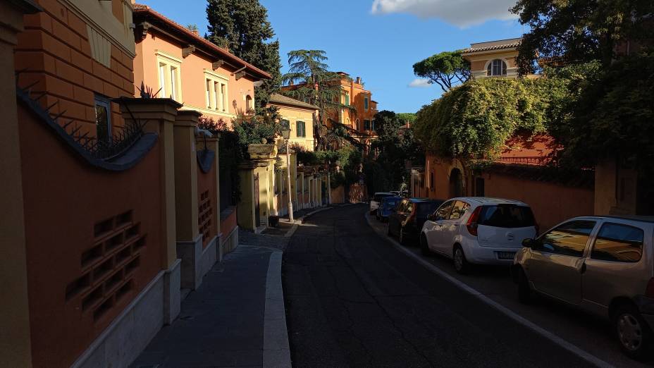 Via di Porta Lavenale: ladeira elegante que termina no Testaccio