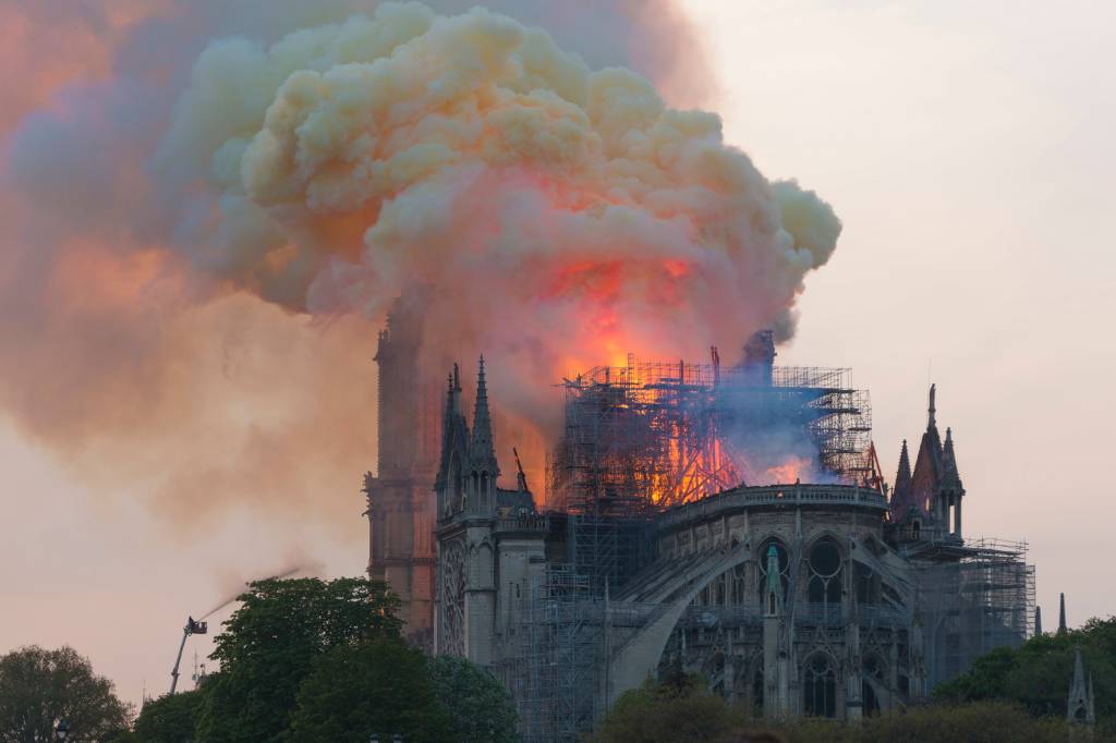incendio-2019-notre-dame-paris