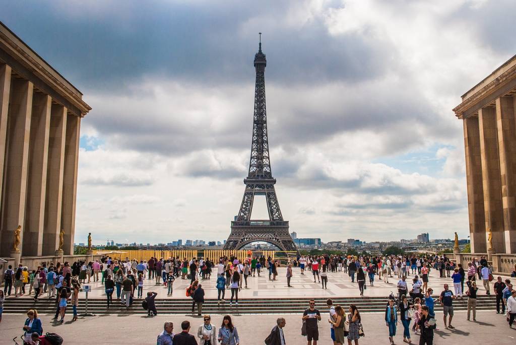 eiffel-tower-974997_1280 A majestosa torre vista da Place du Trocadéro