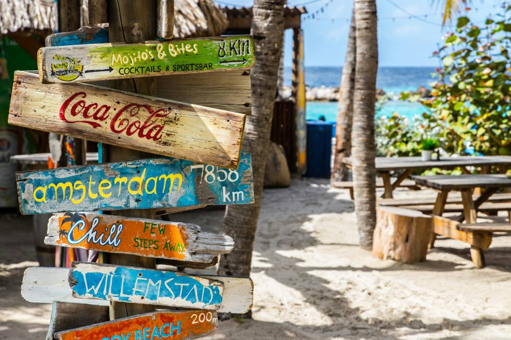 mambo-beach-willemstad-curacao mambo-beach-willemstad-curacao
