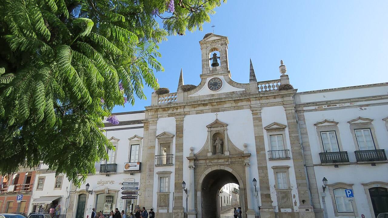 Arco da Vila Faro Portugal