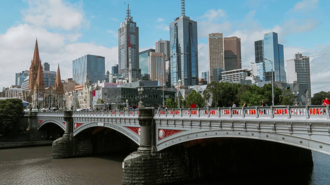 melbourne-australia-skyline