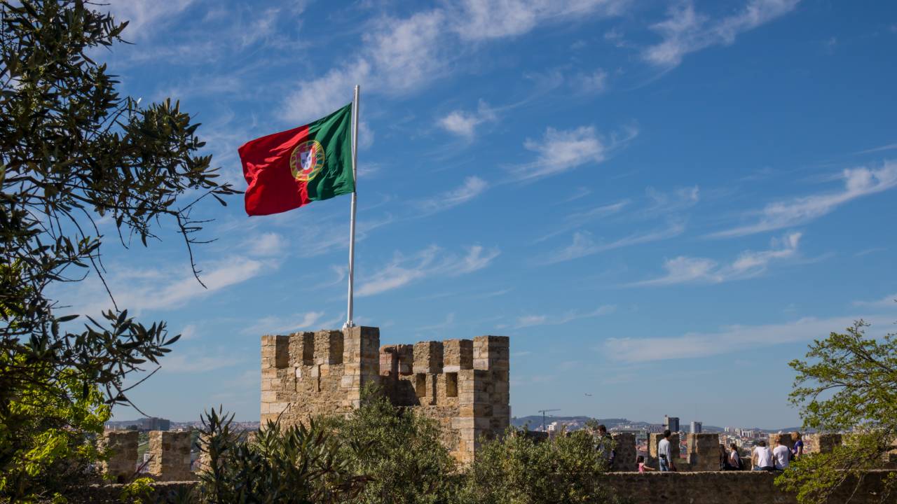 castelo-de-sao-jorge-portugal