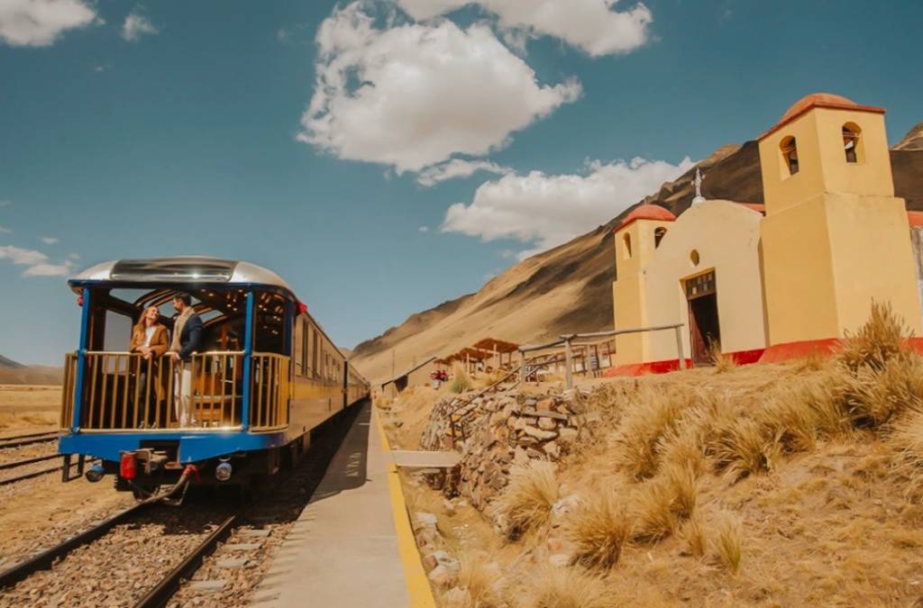 perurail-titicaca-varanda perurail-titicaca-varanda