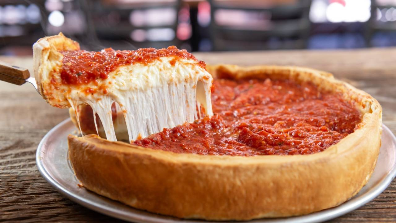 Deep dish pizza, Giordano's, Chicago, Estados Unidos