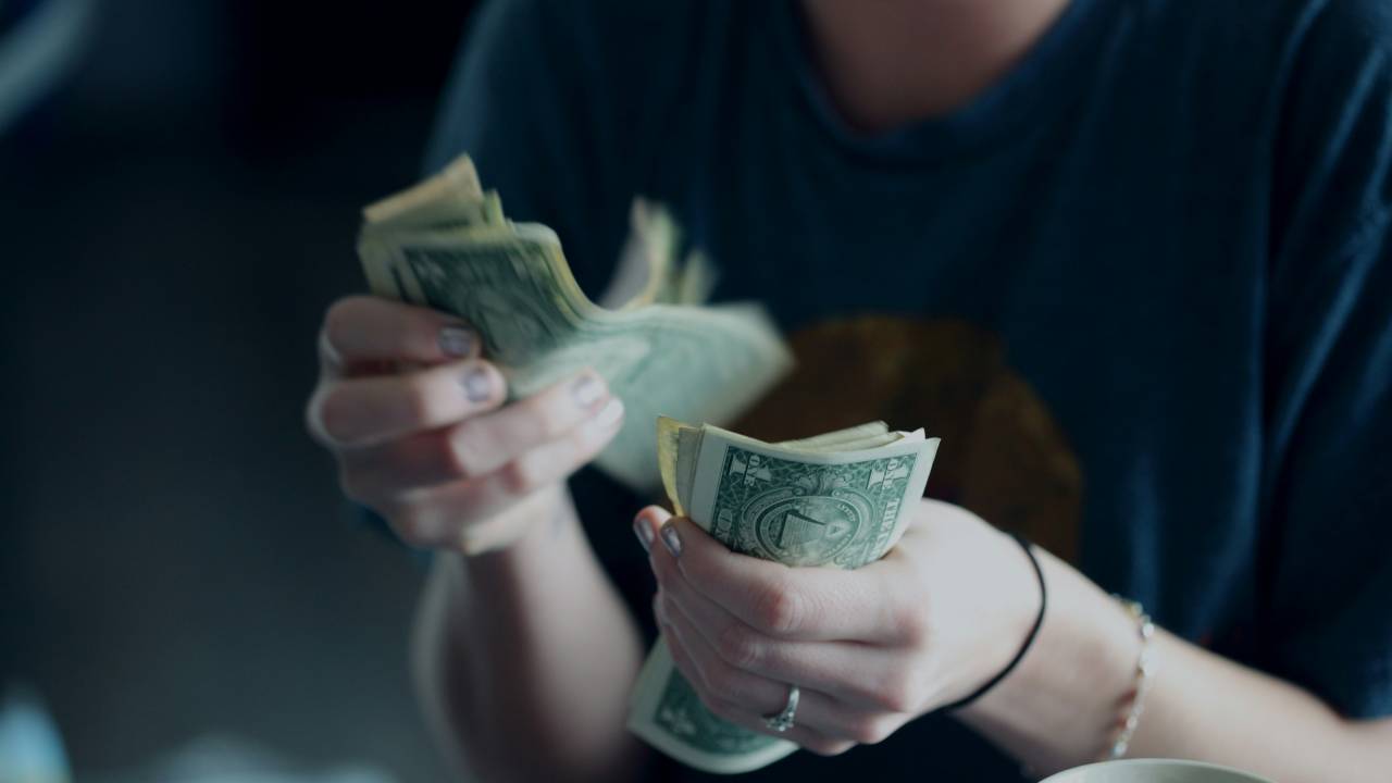 Dinheiro, dólar