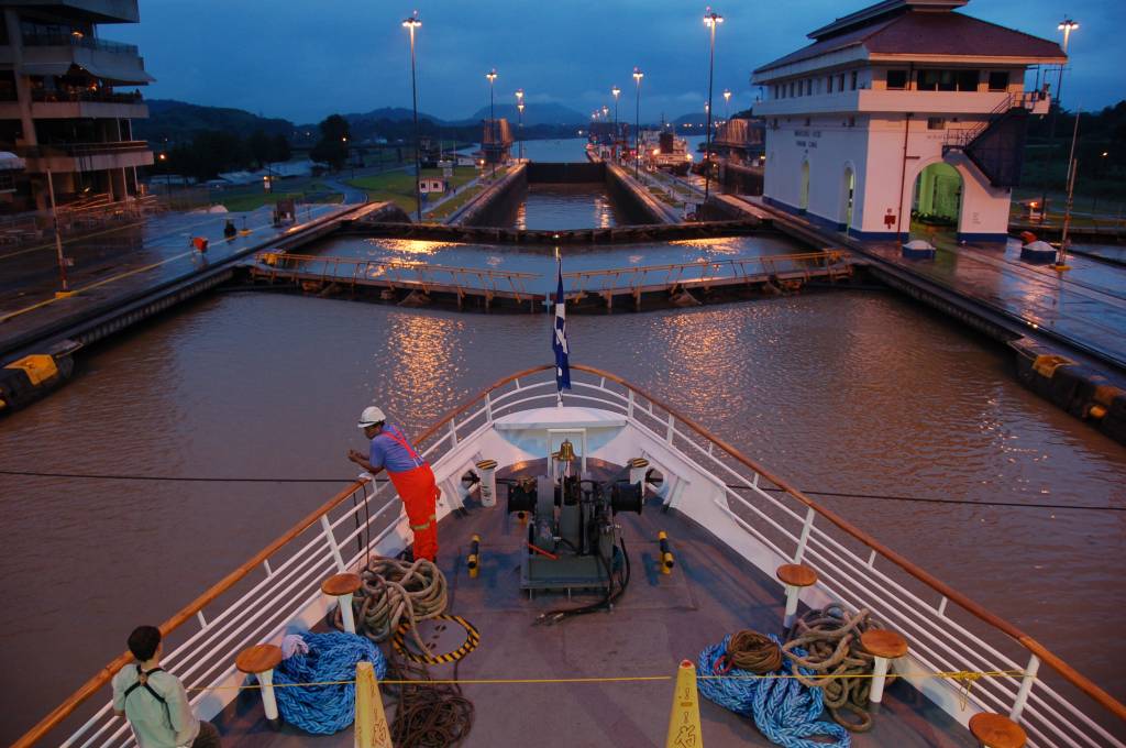 canal-do-panama-miraflores