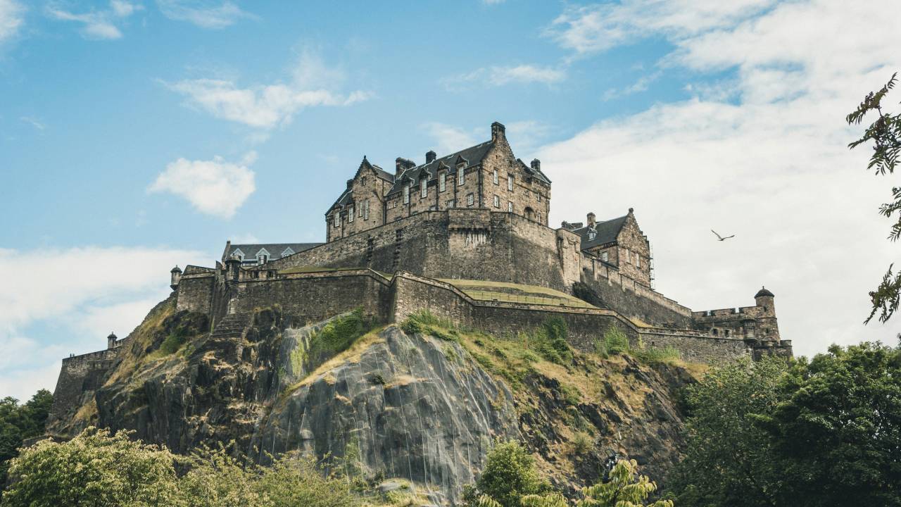 Castelo de Edimburgo é uma das maiores atrações da Escócia
