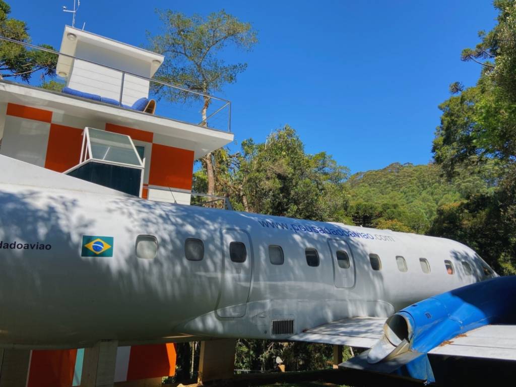 vivie-pousada-aviao