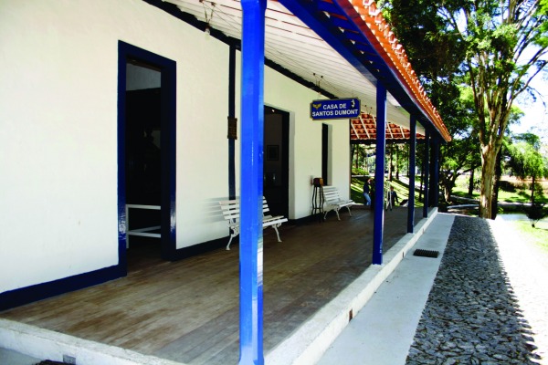 Museu Casa de Cabangu