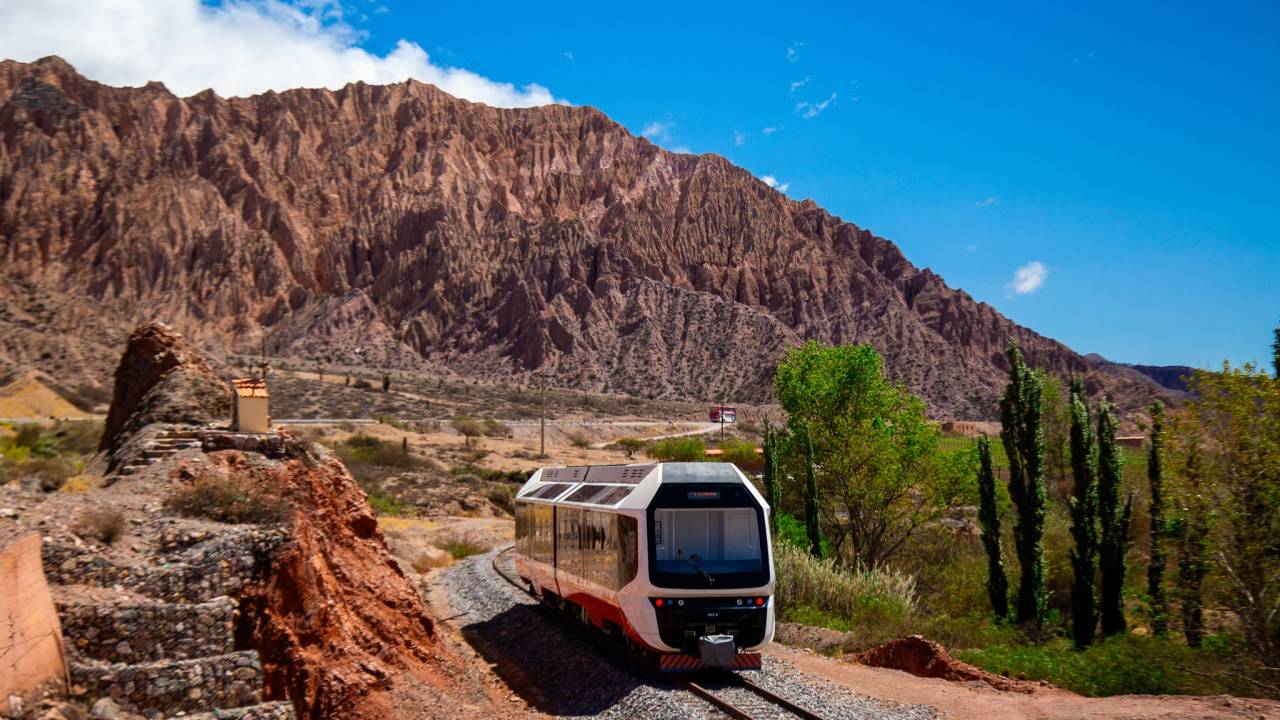 tren-solar-de-la-quebrada-argentina