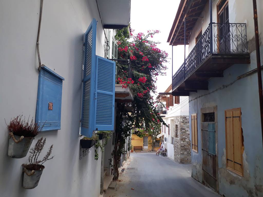 Visite as charmosas ruas de Larnaca, Chipre