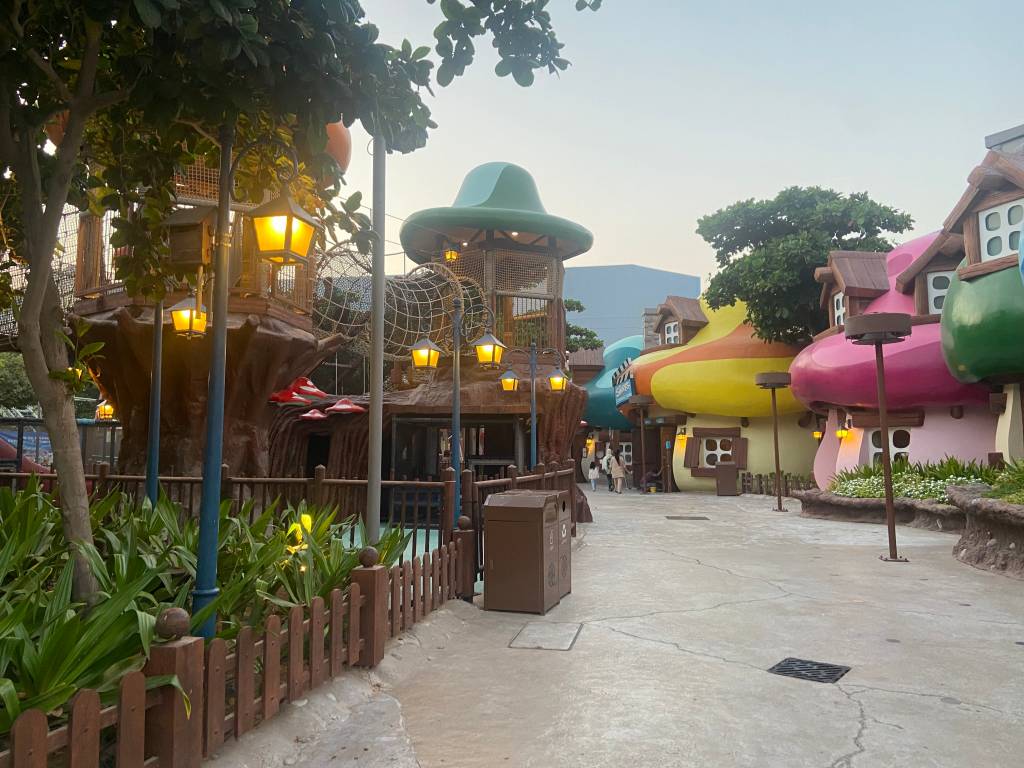 Motiongate, Dubai, Emirados Árabes Motiongate, Dubai, Emirados Árabes